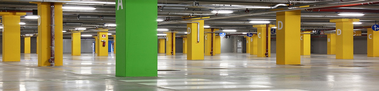 94278326 - an empty big underground parking